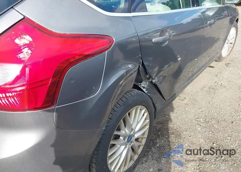 2012 Ford Focus Sel z USA, uszkodzony, nr VIN 1FAHP3M25CL407008